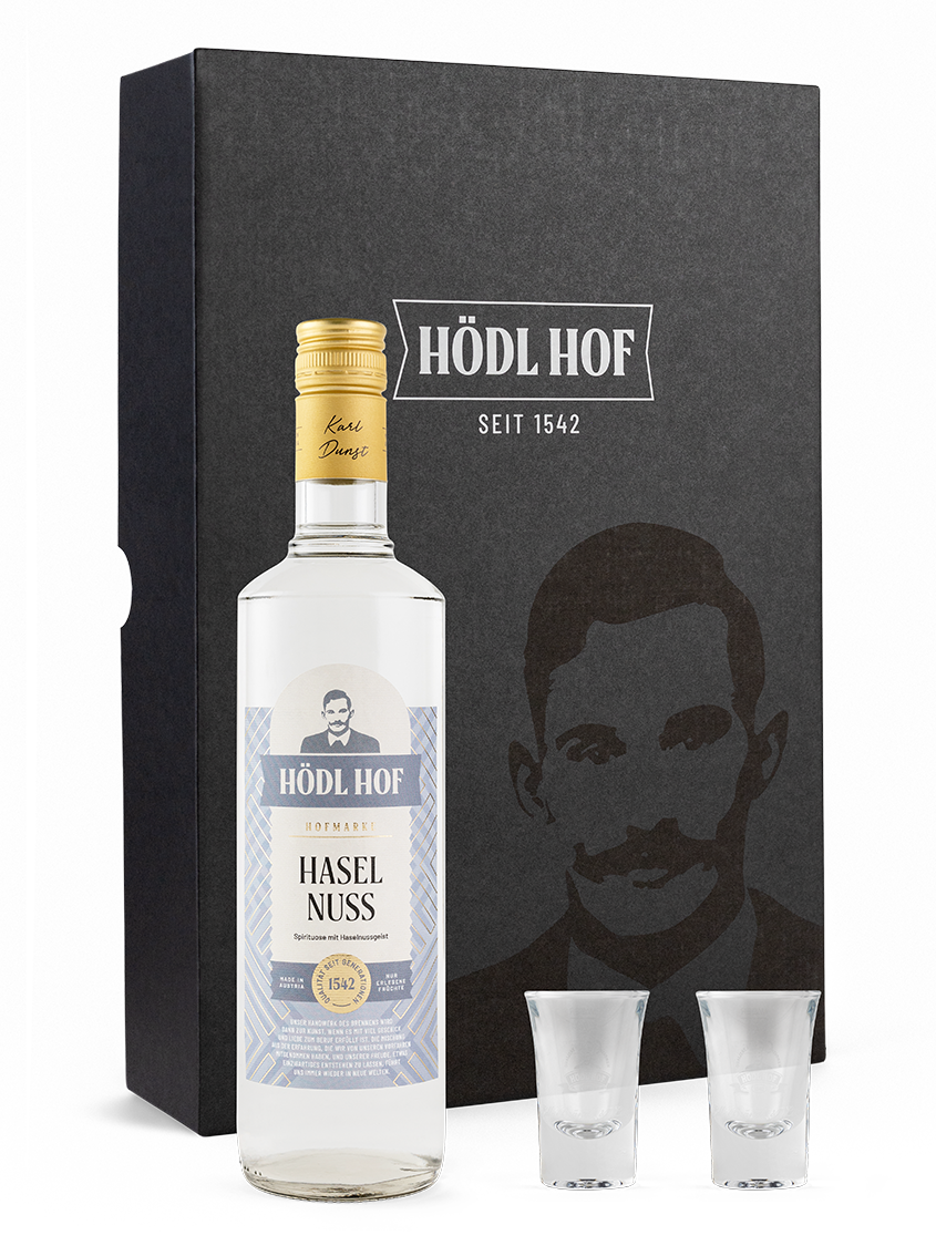 Hödl Hof Geschenkset Haselnuss Schnaps | 0.7 l inkl. 2 Stamperl